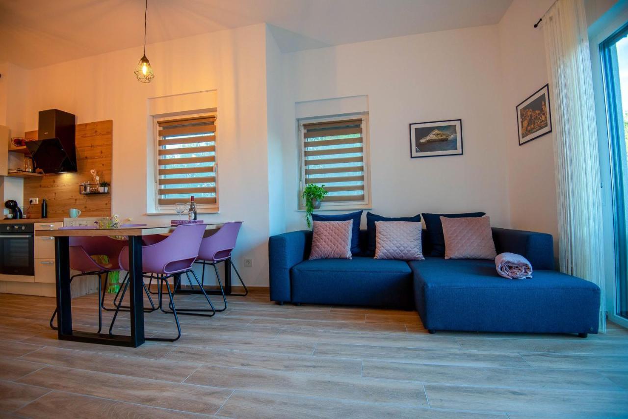 My Adriatic Place With Private Garden And Garage Sibenik Exterior photo